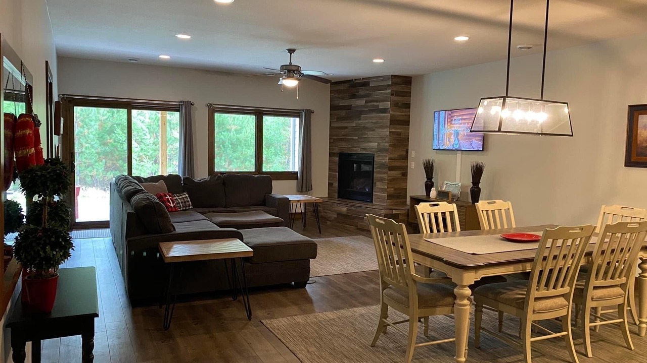 Photo of Livingroom in Crosslake