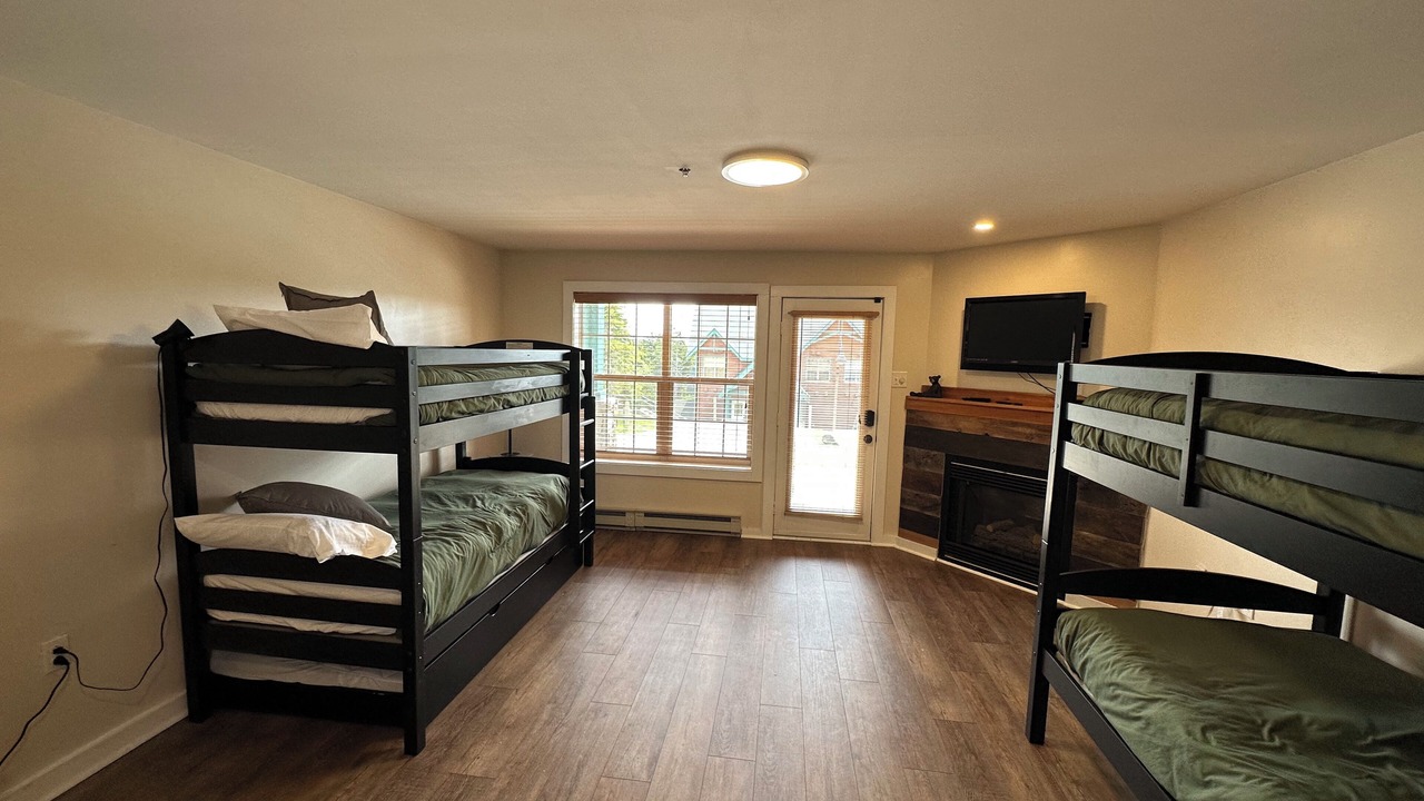 Photo of Bedroom in Snowshoe