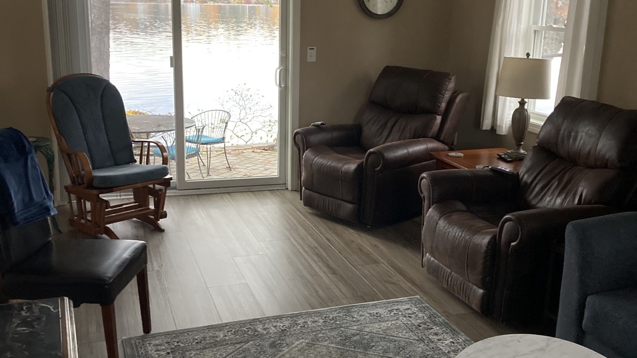 Photo of Livingroom in Amherst