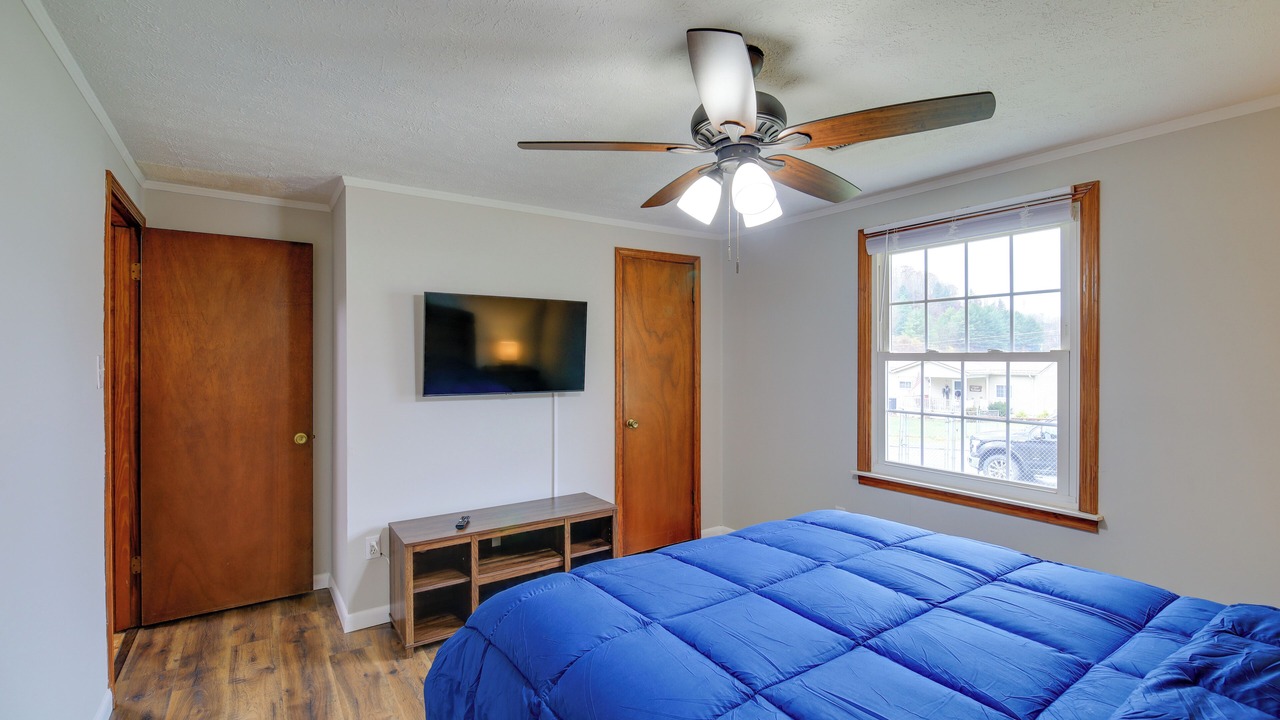 Photo of Bedroom in Bluefield