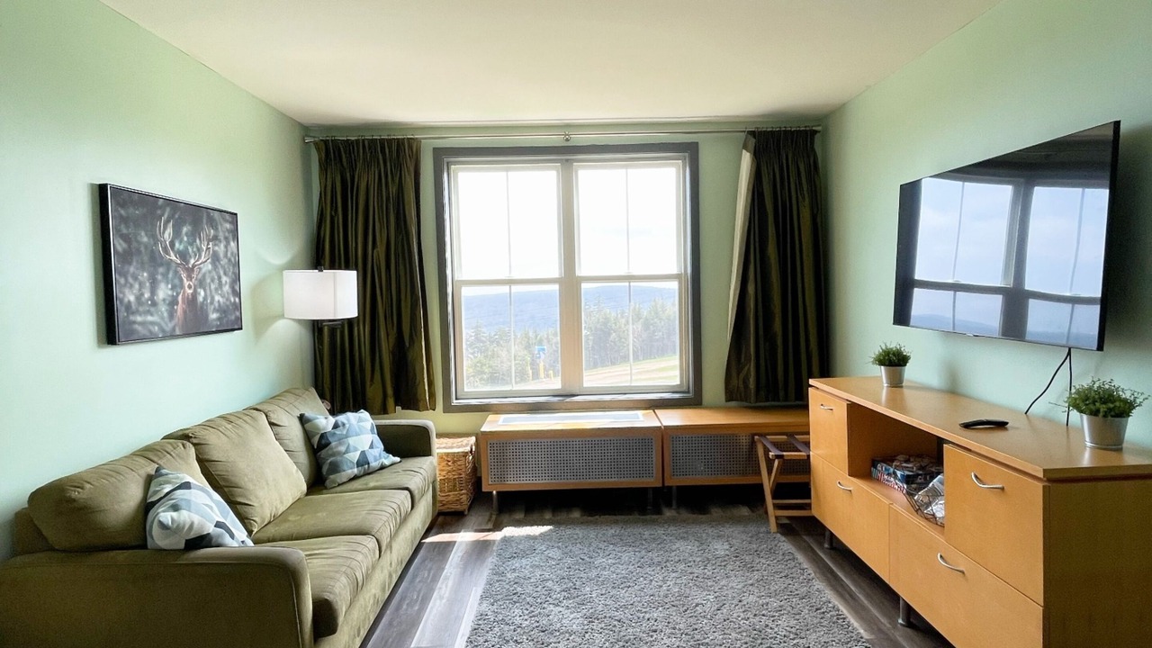 Photo of Bedroom in Snowshoe