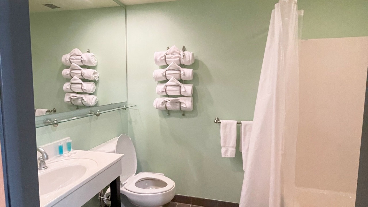 Photo of Bathroom in Snowshoe