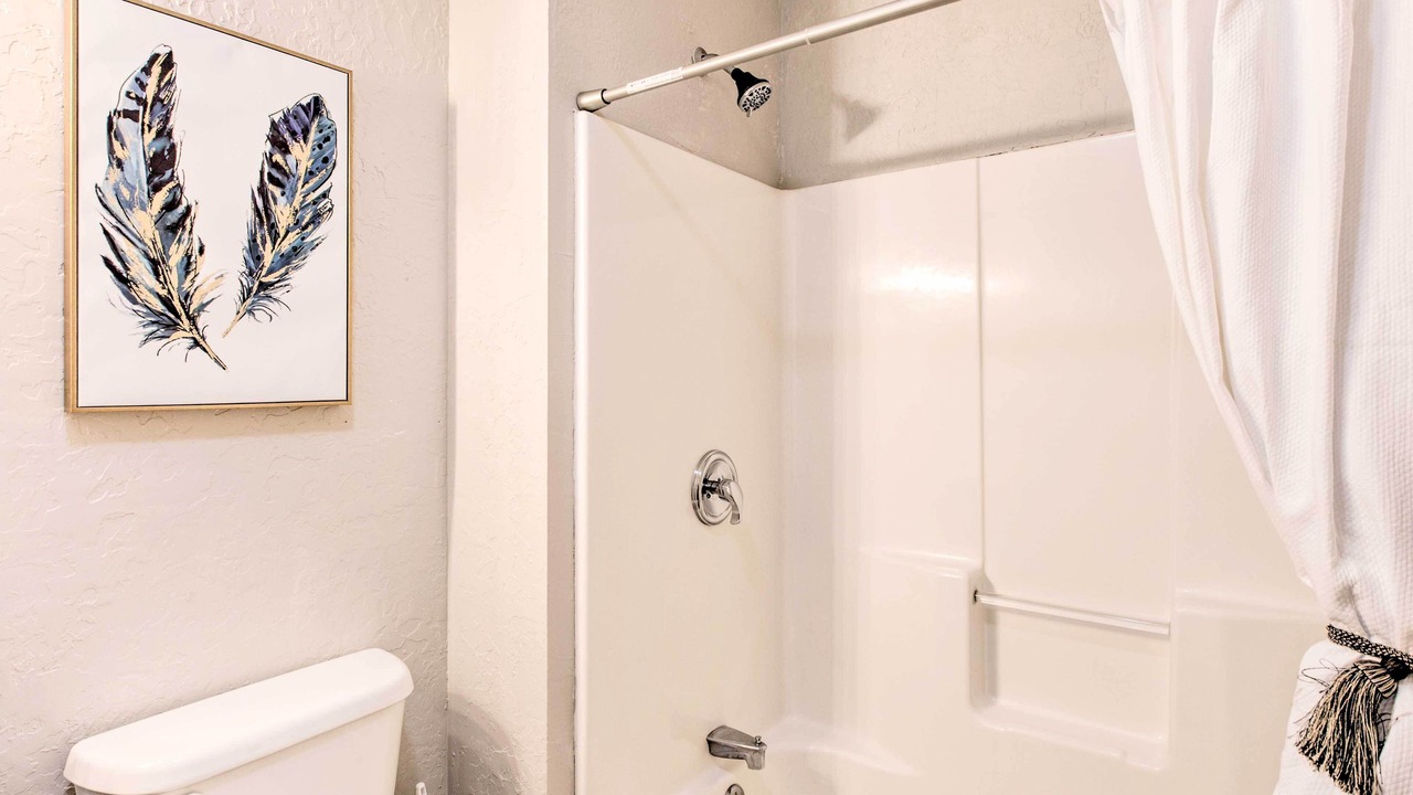 Photo of Bathroom in Red River
