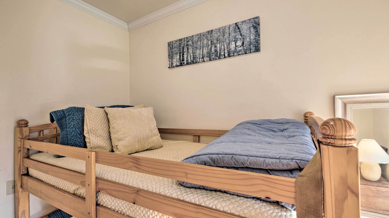 Photo of Bedroom in Montgomery Center