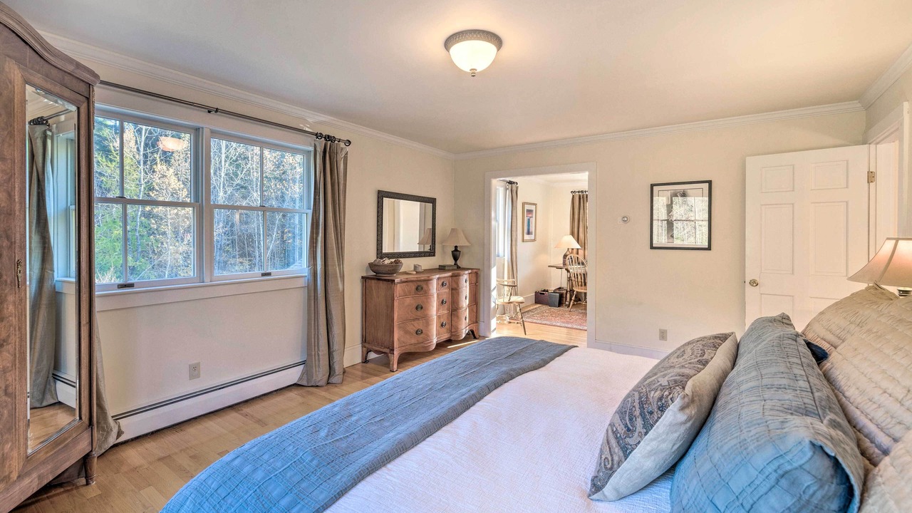 Photo of Bedroom in Montgomery Center