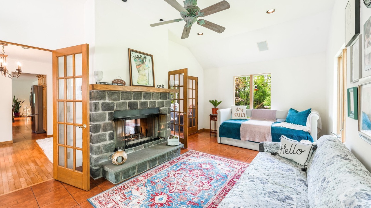 Photo of Livingroom in Zenda