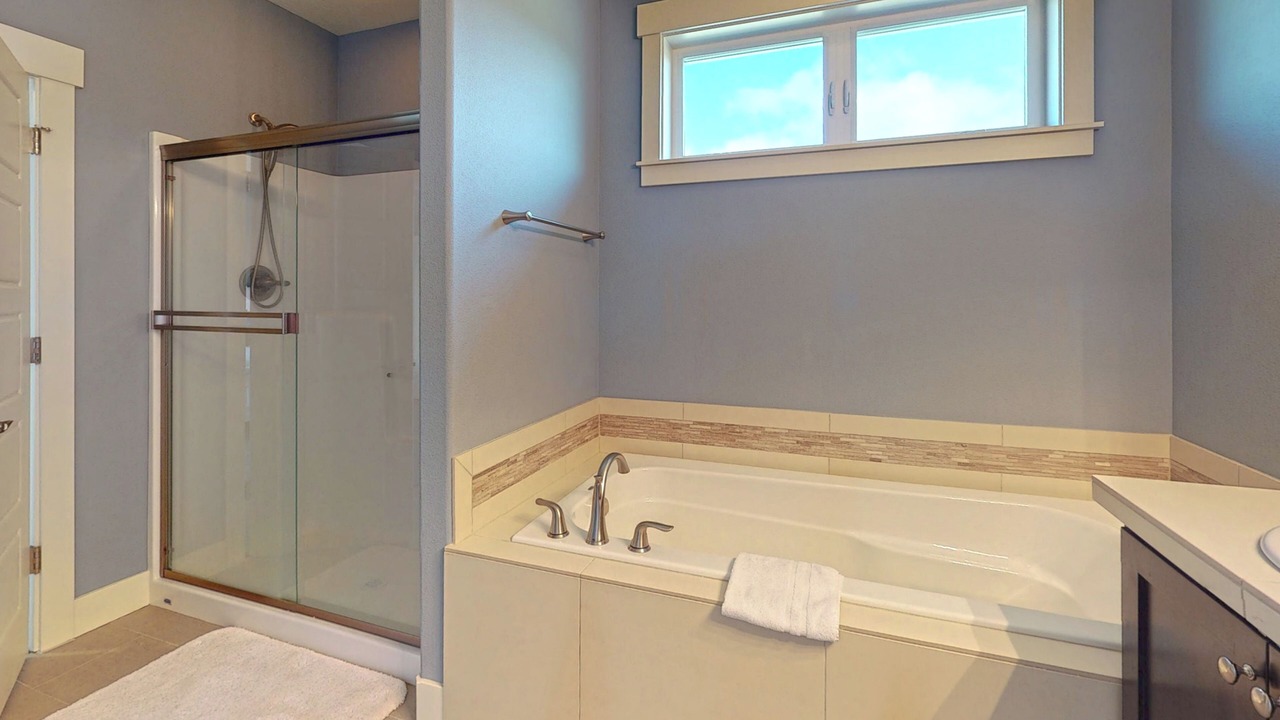 Photo of Bathroom in Gearhart
