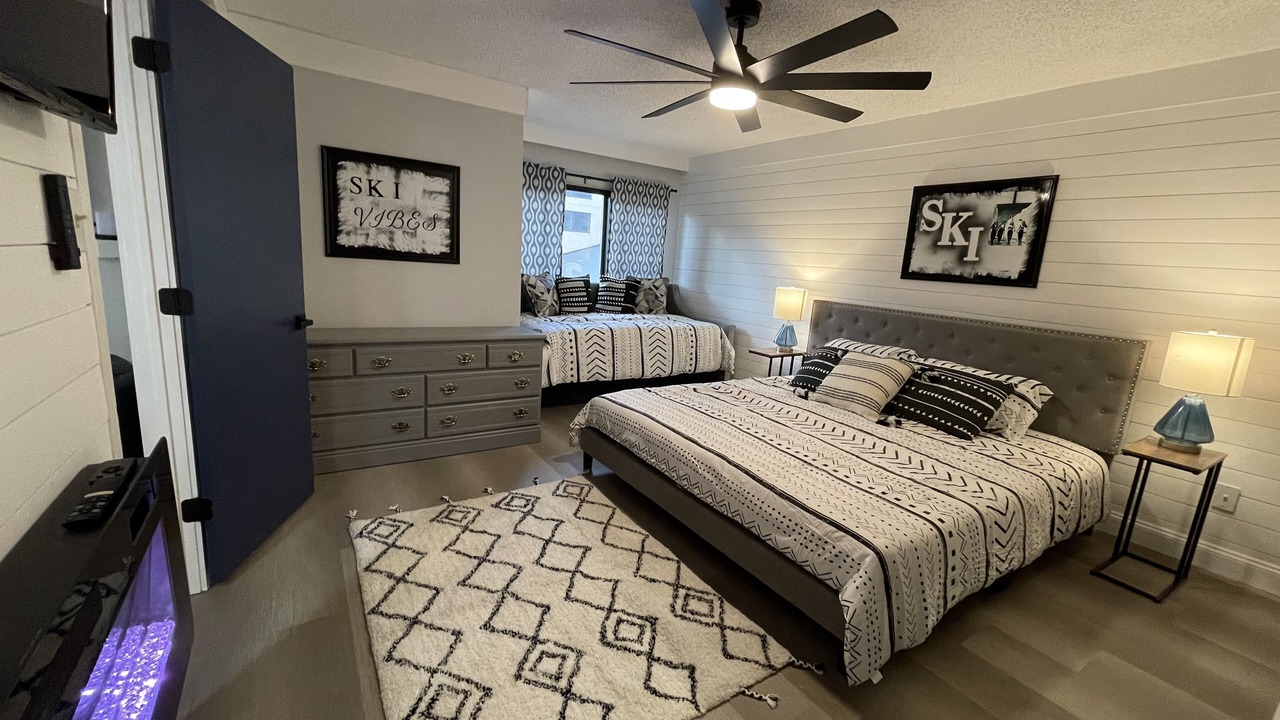 Photo of Bedroom in Snowshoe