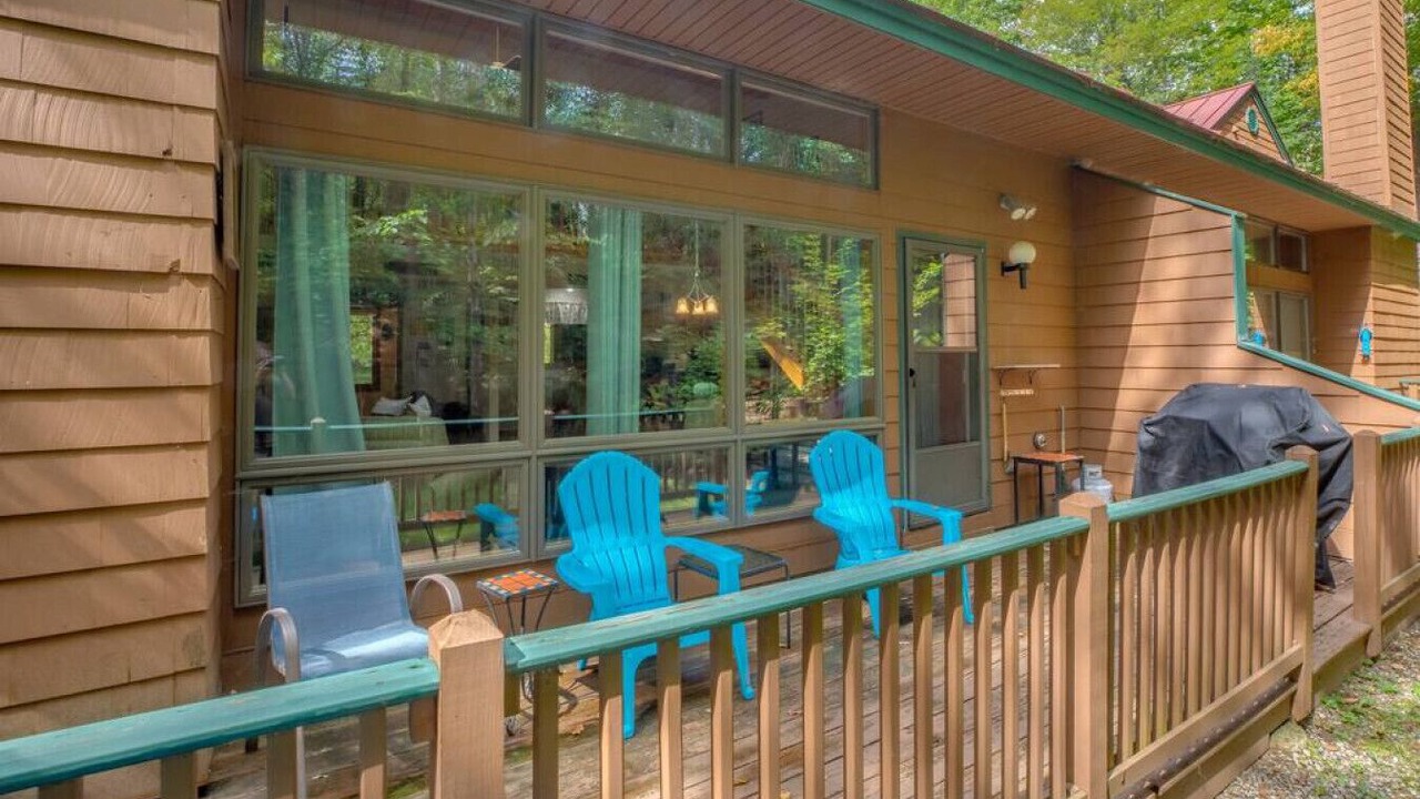 Photo of Patio Balcony in North Woodstock