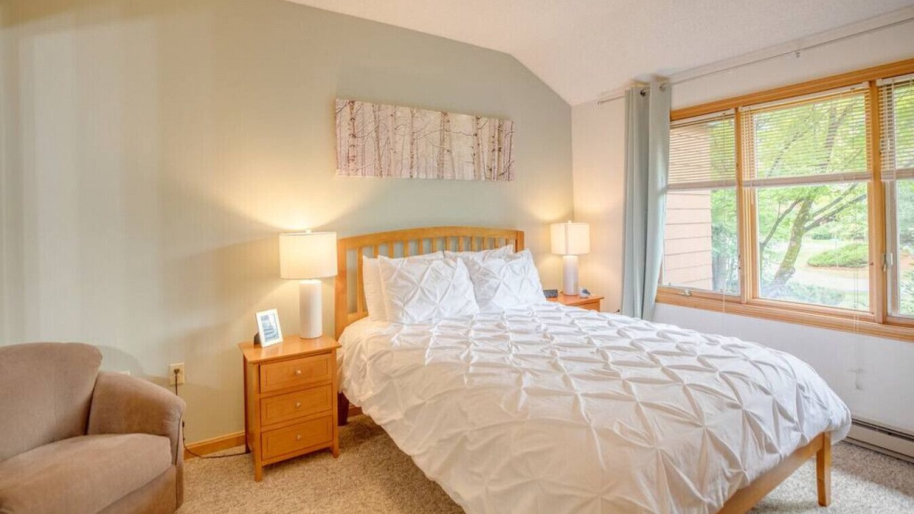 Photo of Bedroom in North Woodstock