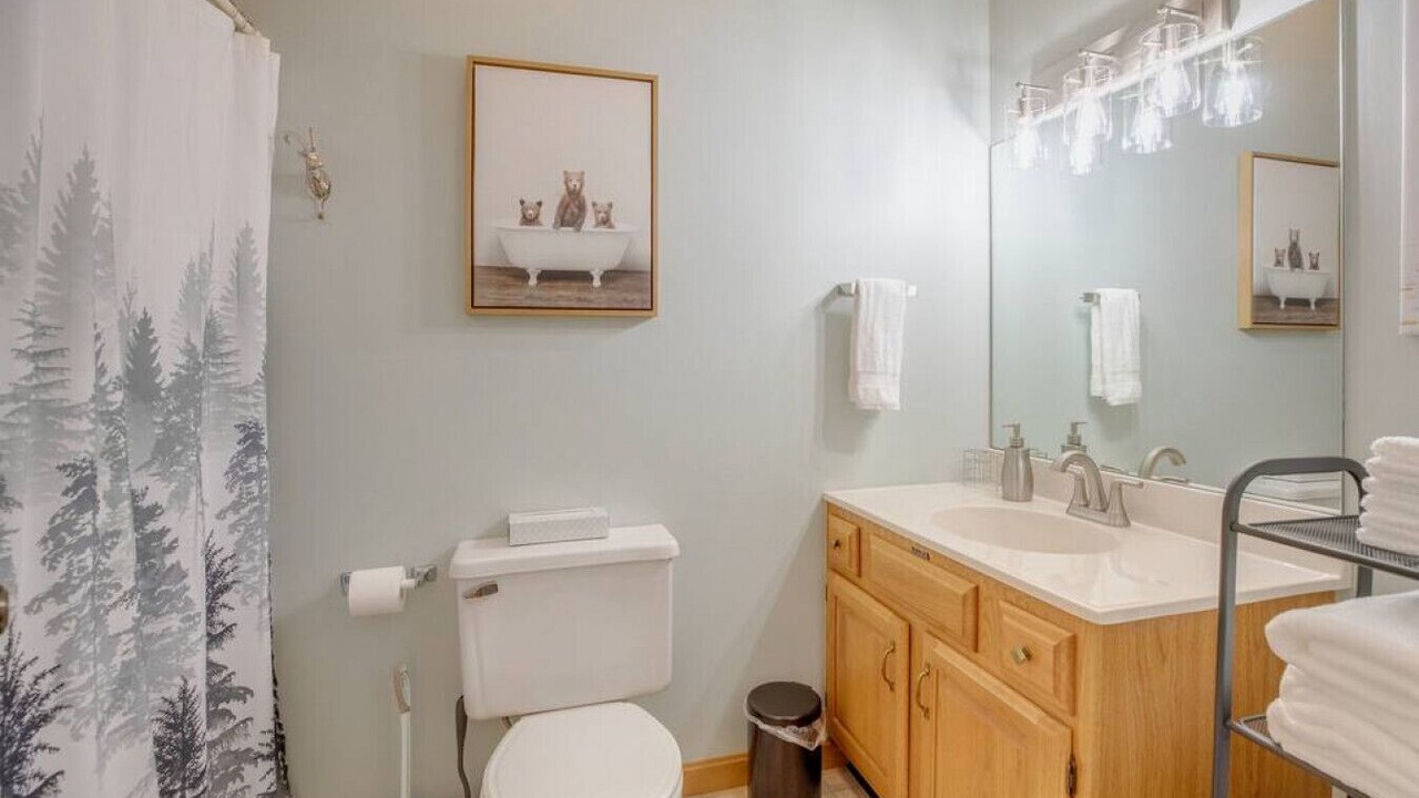 Photo of Bathroom in North Woodstock