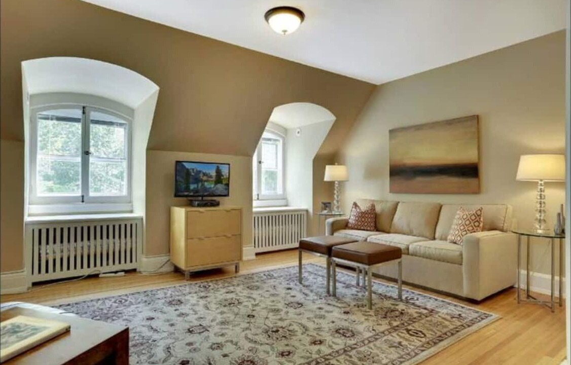 Photo of Livingroom in Whittier