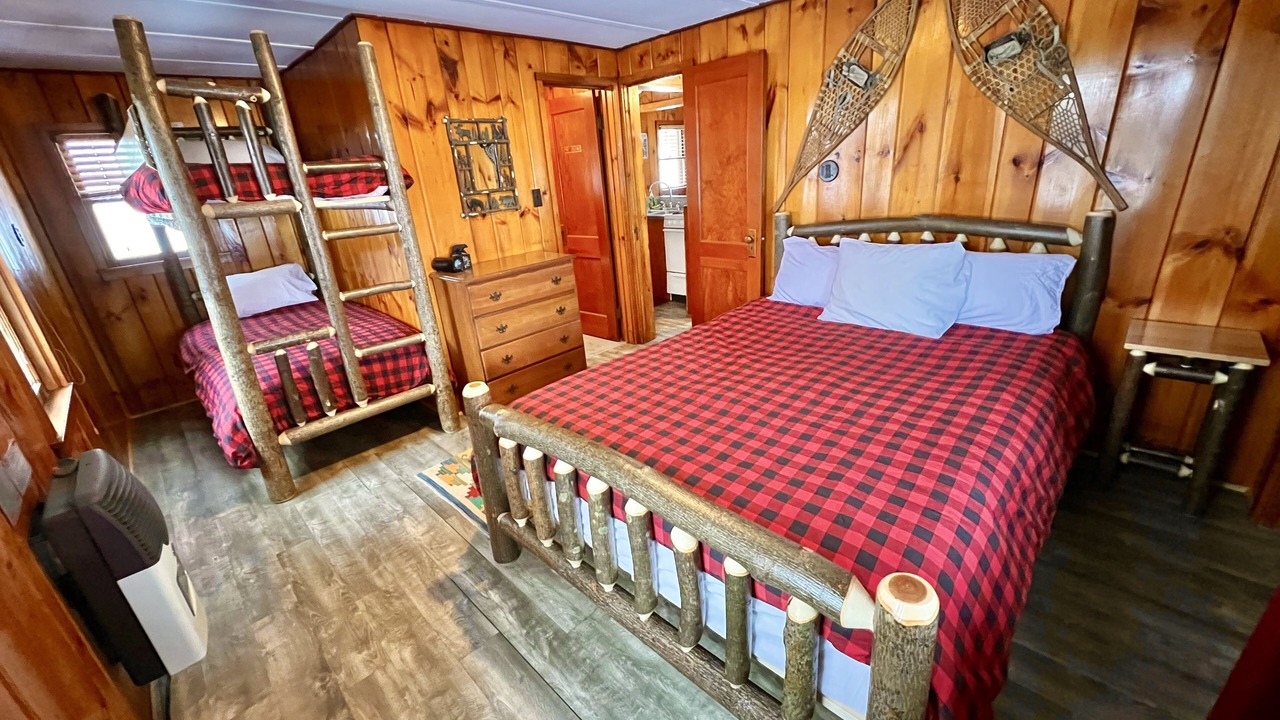 Photo of Bedroom in Indian Lake