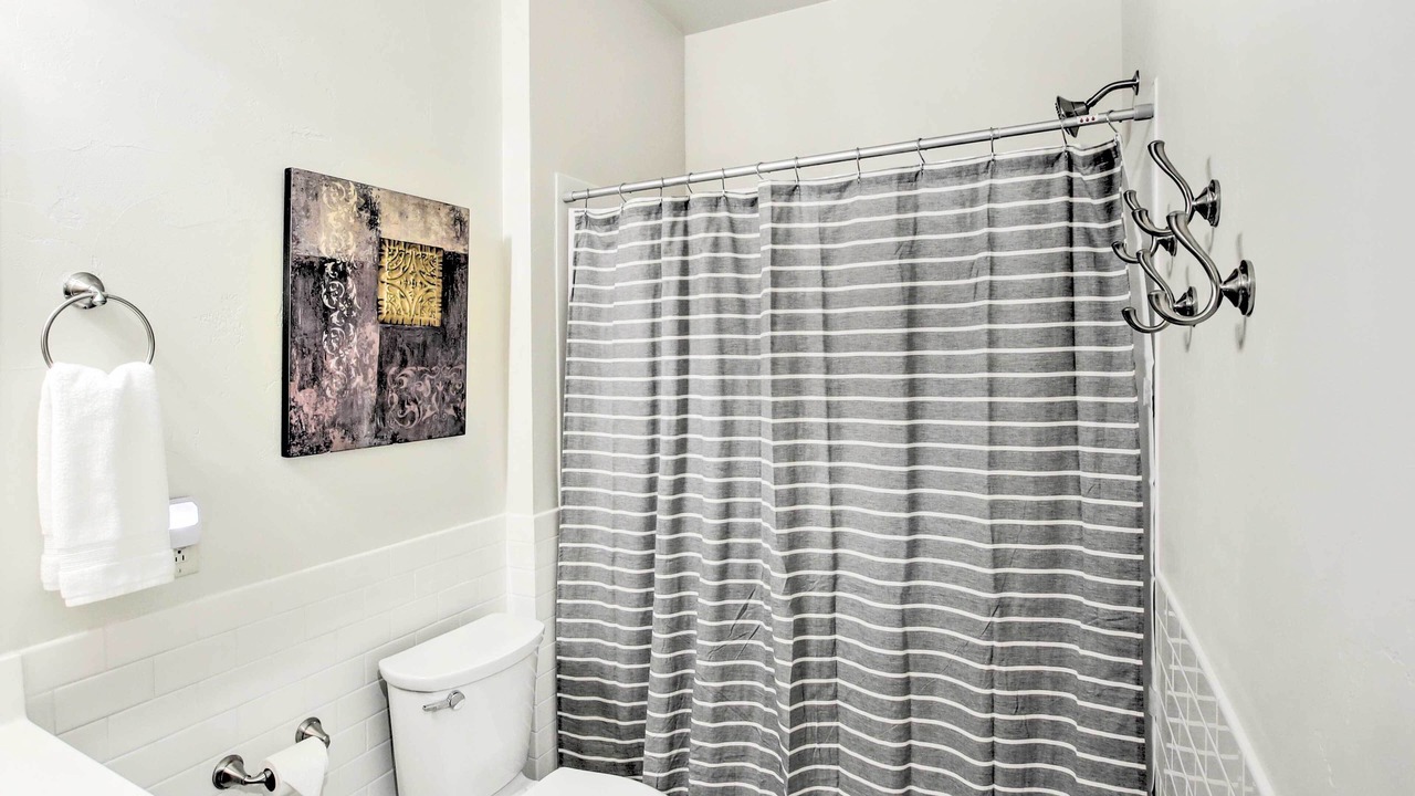 Photo of Bathroom in Pipe