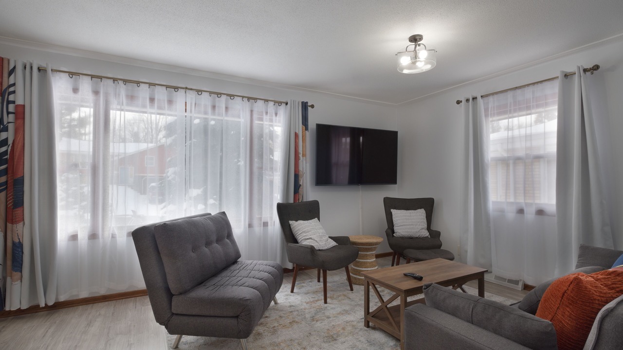 Photo of Livingroom in Columbia Heights