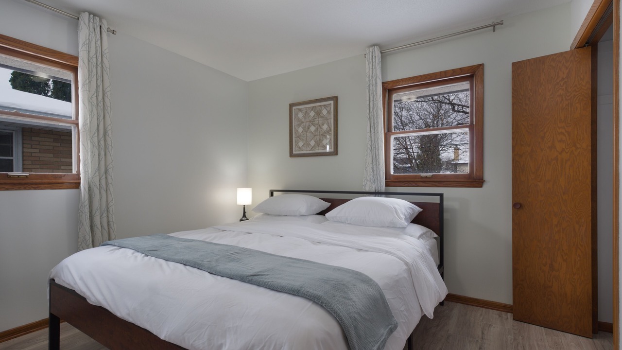 Photo of Bedroom in Columbia Heights