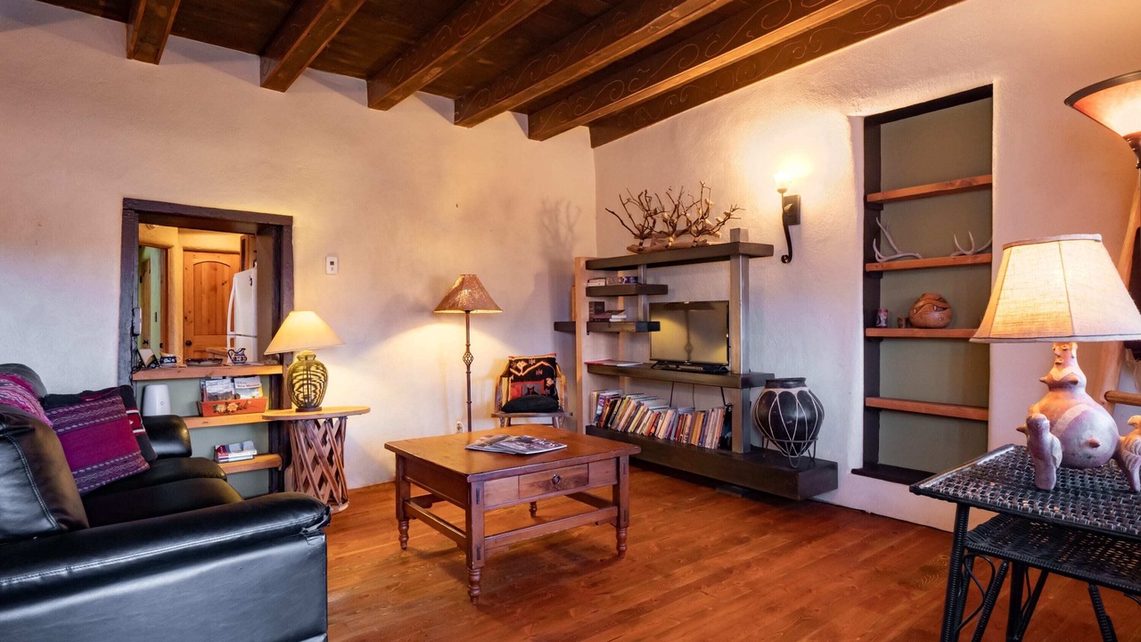 Photo of Livingroom in Taos