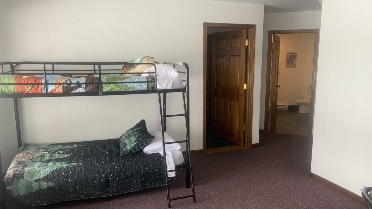 Photo of Bedroom in Tony