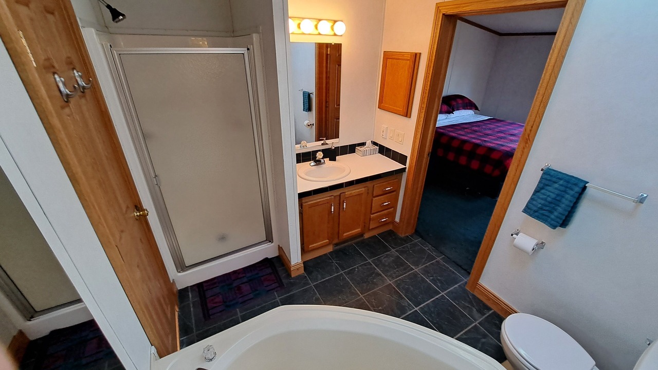 Photo of Bathroom in Tony