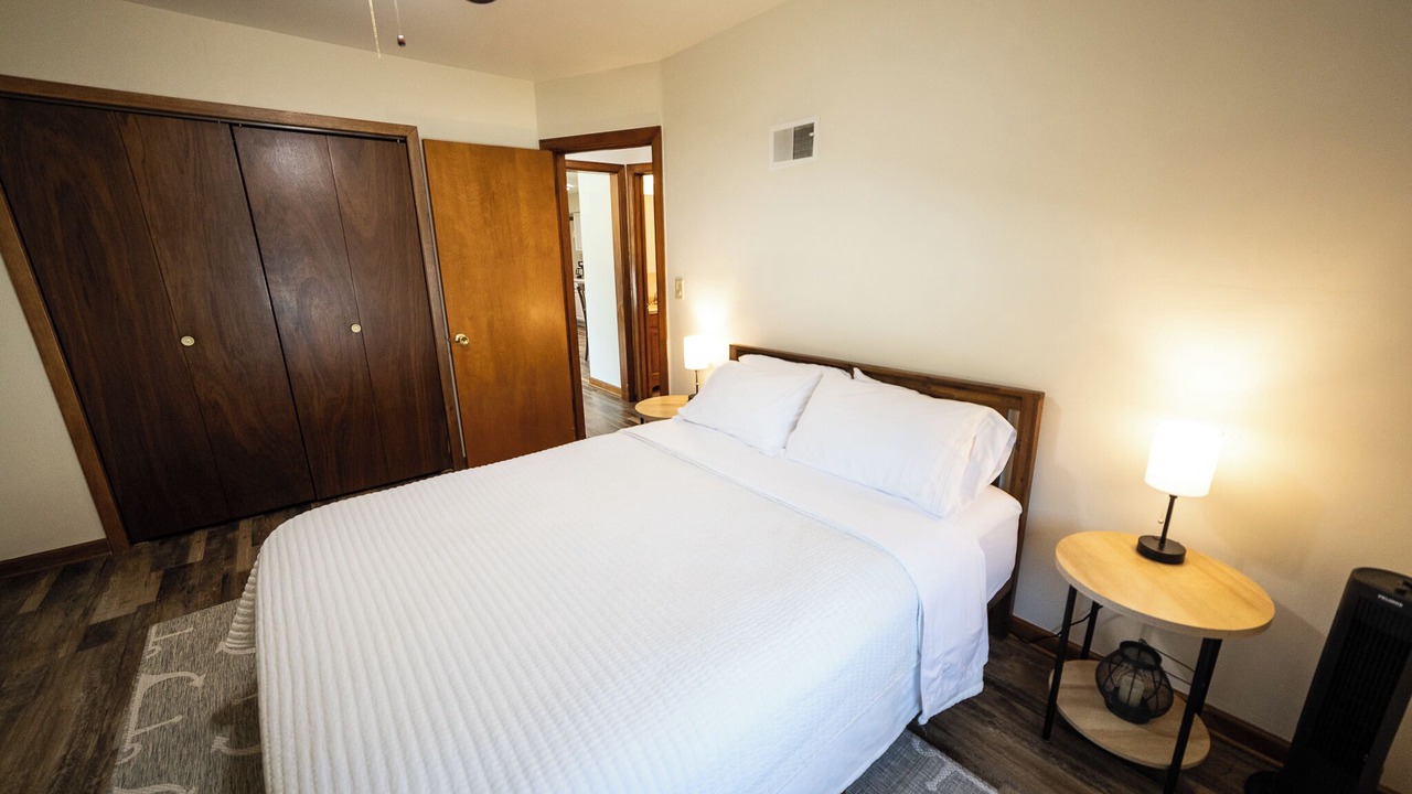 Photo of Bedroom in Clear Lake