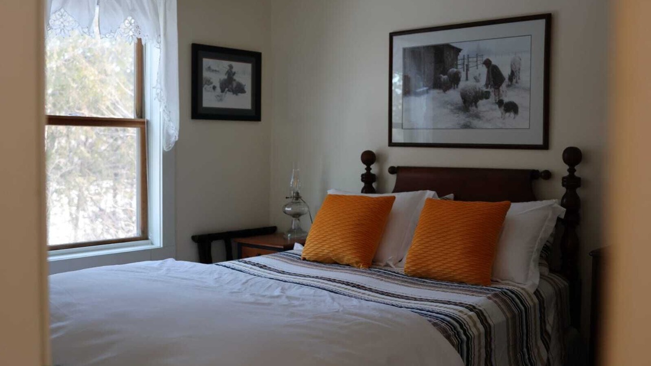 Photo of Bedroom in Jeffersonville