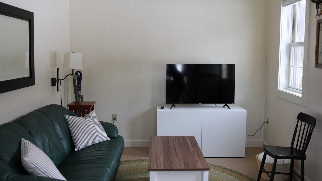 Photo of Livingroom in Jeffersonville
