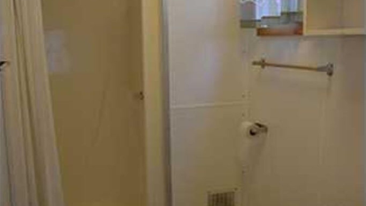 Photo of Bathroom in Brier Hill