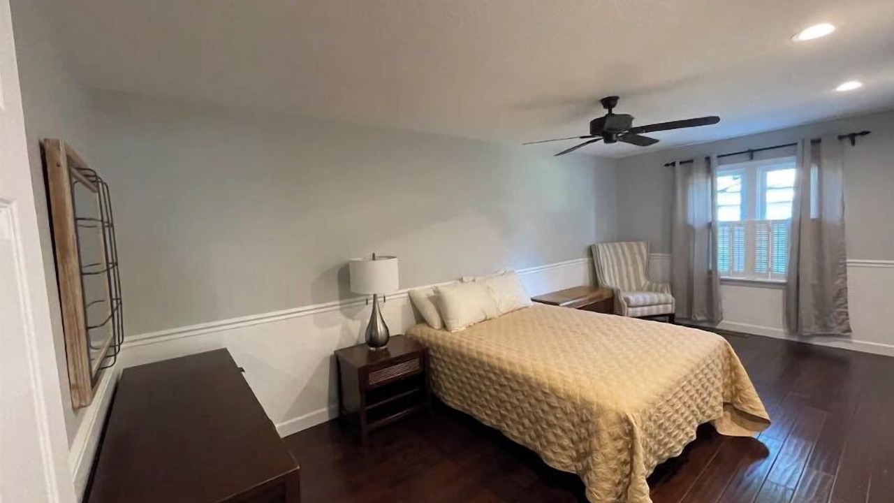 Photo of Bedroom in Battle Creek