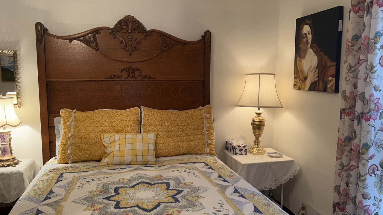 Photo of Bedroom in Raton
