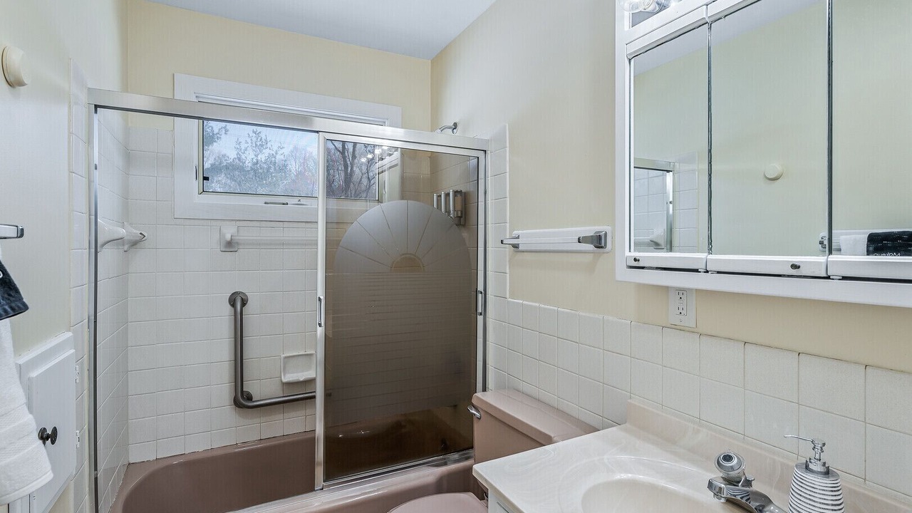 Photo of Bathroom in Roseville