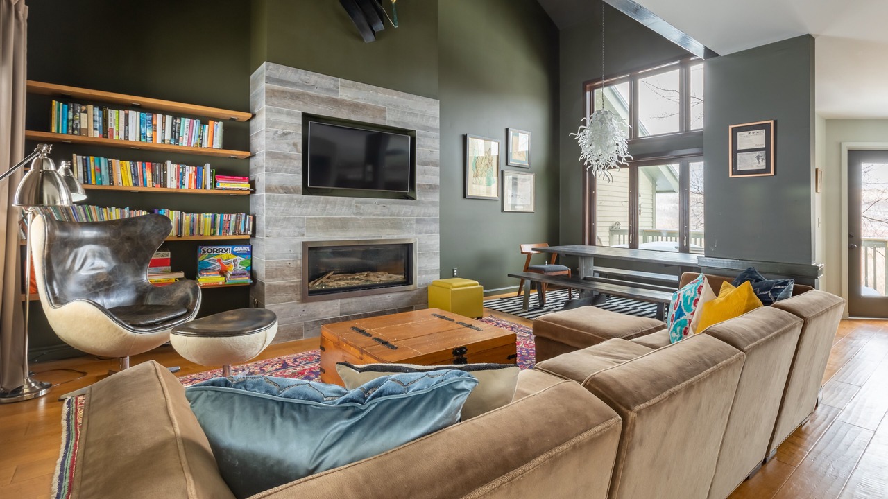 Photo of Livingroom in Bolton Valley