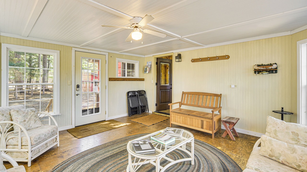 Photo of Livingroom in Chetek