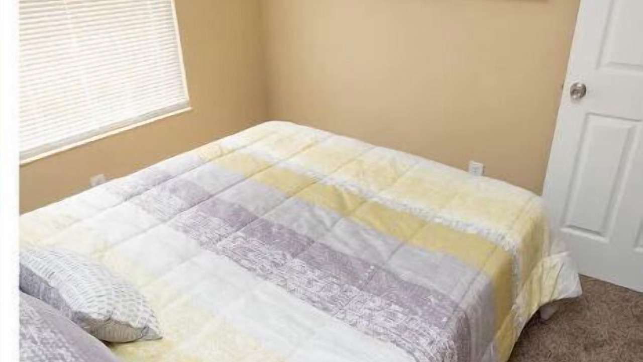 Photo of Bedroom in Elsmere