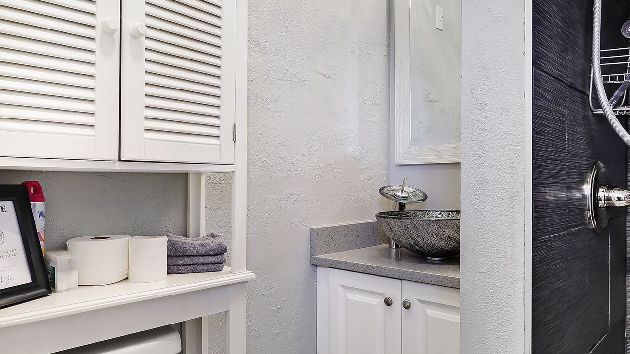 Photo of Bathroom in Dixon