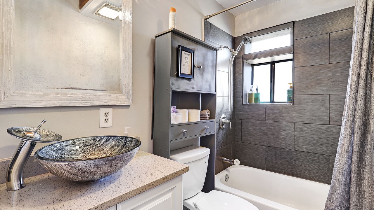 Photo of Bathroom in Dixon
