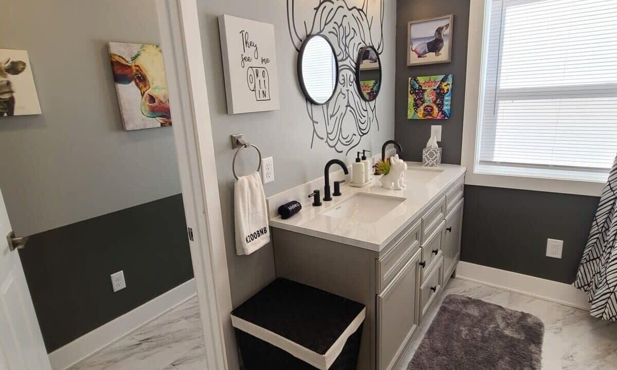 Photo of Bathroom in Portage