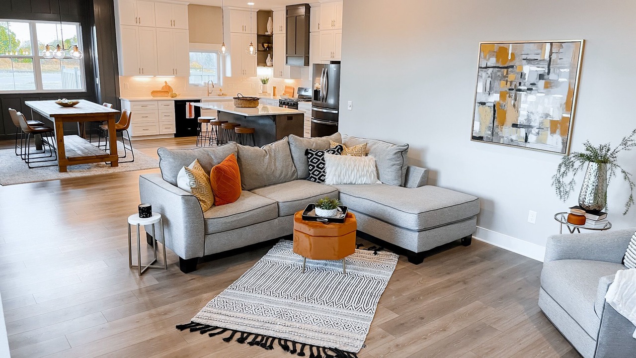 Photo of Livingroom in Hickory Plains