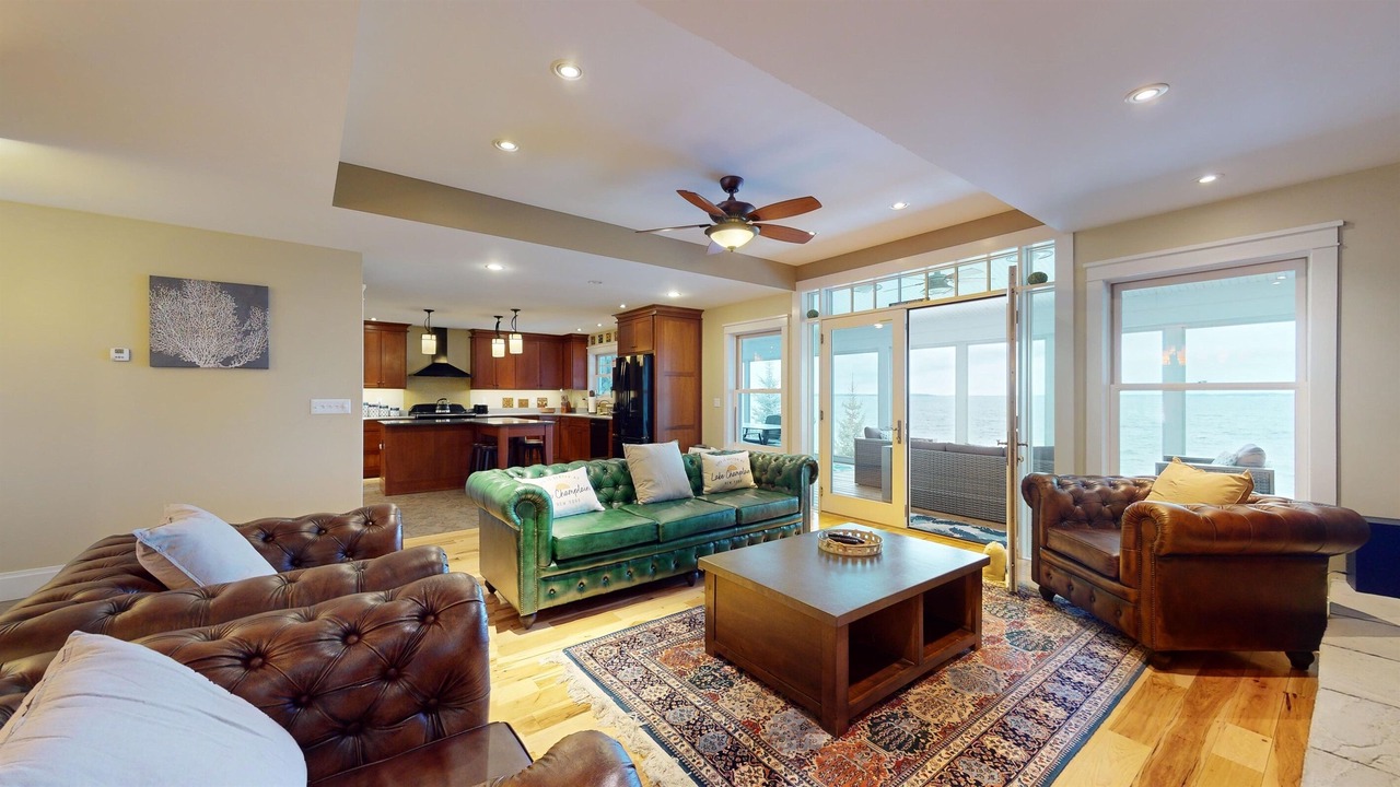 Photo of Livingroom in Cumberland Head