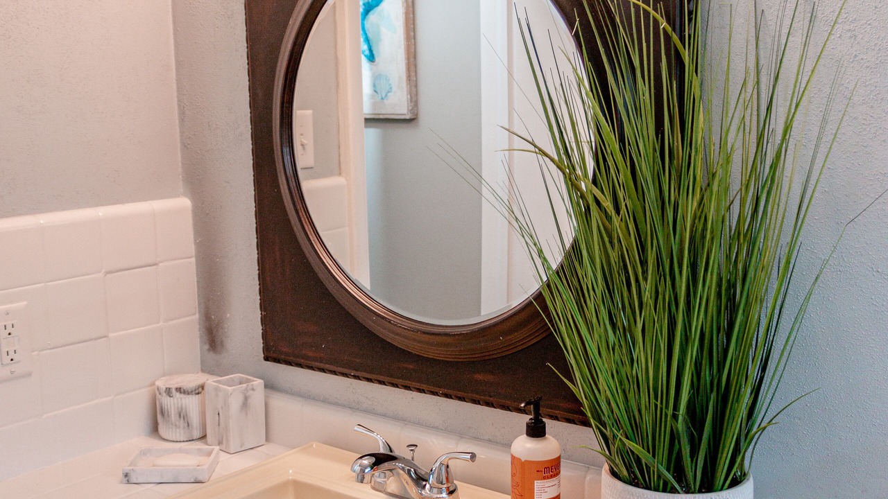 Photo of Bathroom in Dicken