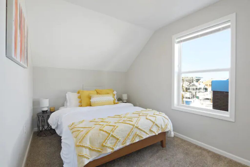 Photo of Bedroom in Uptown