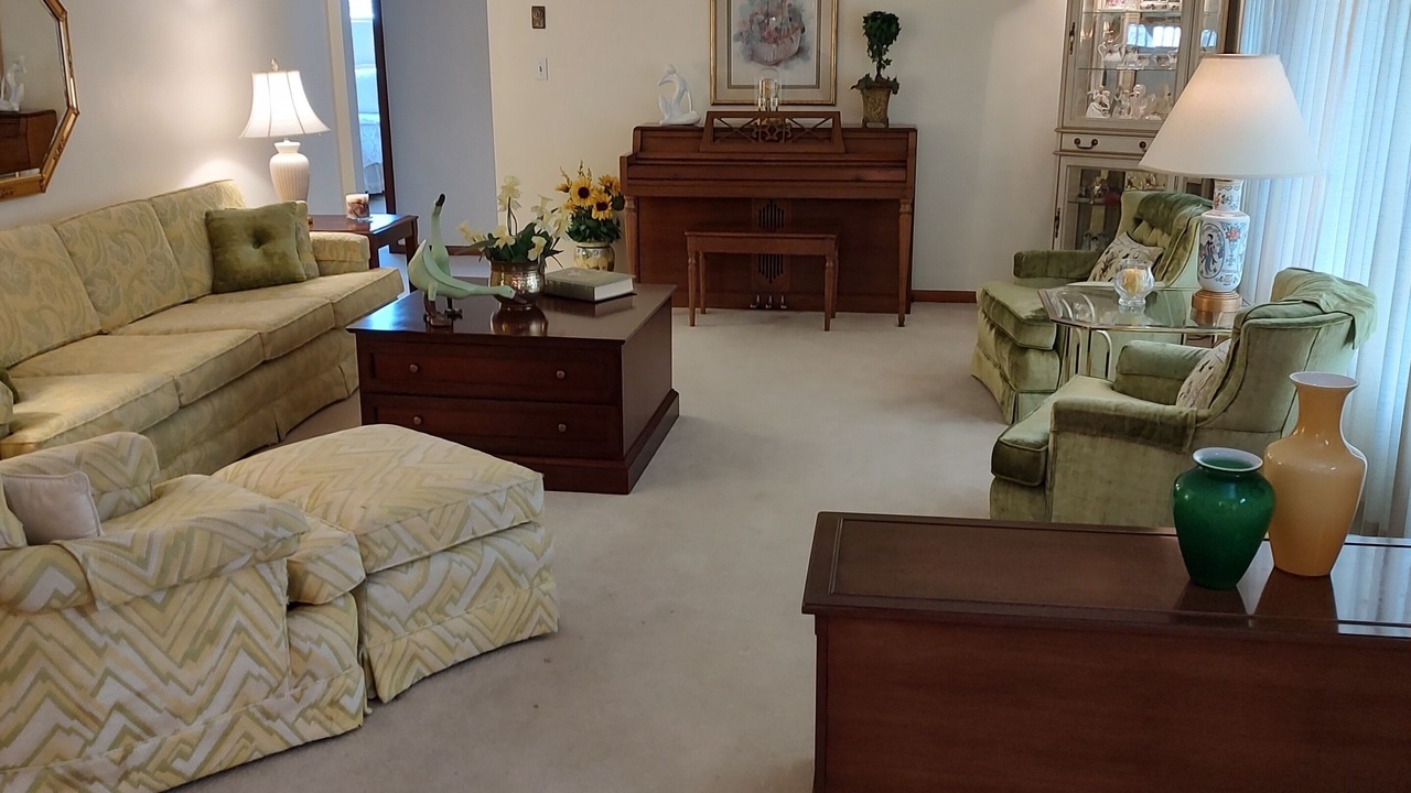 Photo of Livingroom in South Williamson