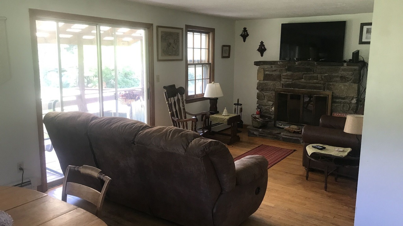 Photo of Livingroom in Londonderry