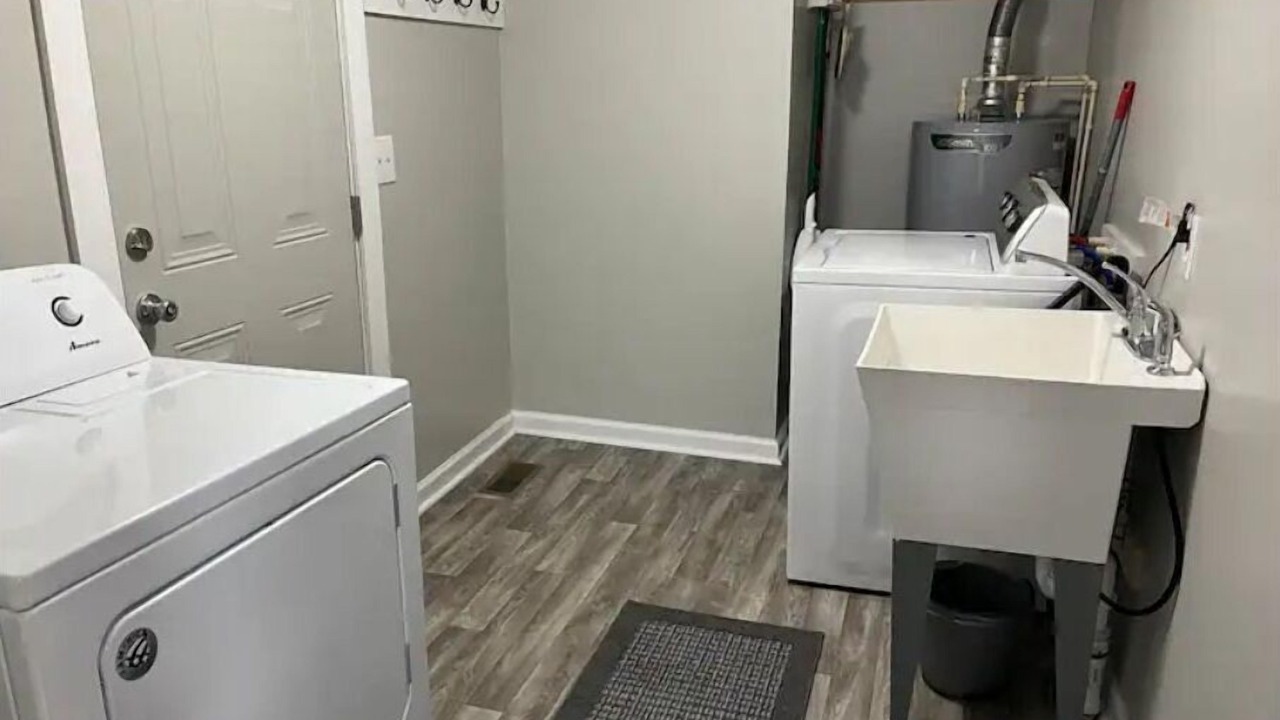 Photo of Bathroom in Stollings