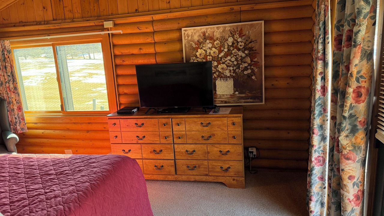 Photo of Bedroom in Breezy Point
