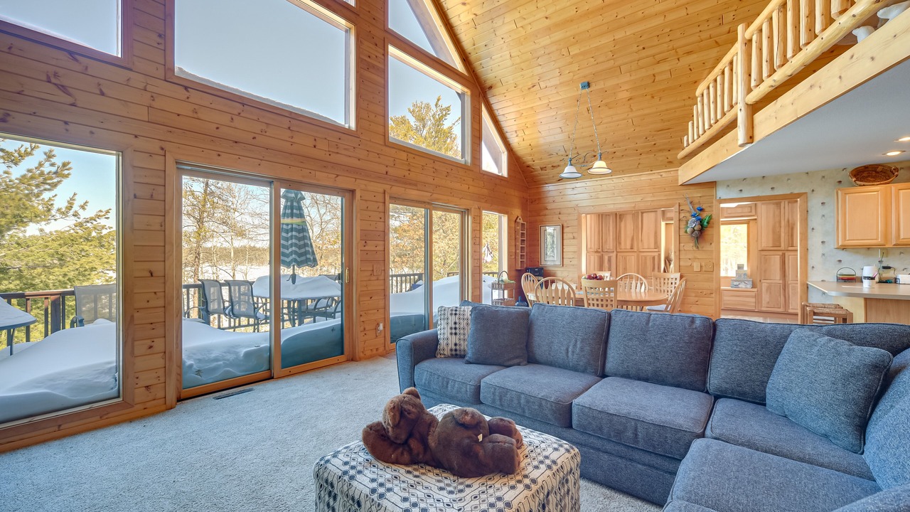 Photo of Livingroom in Minong