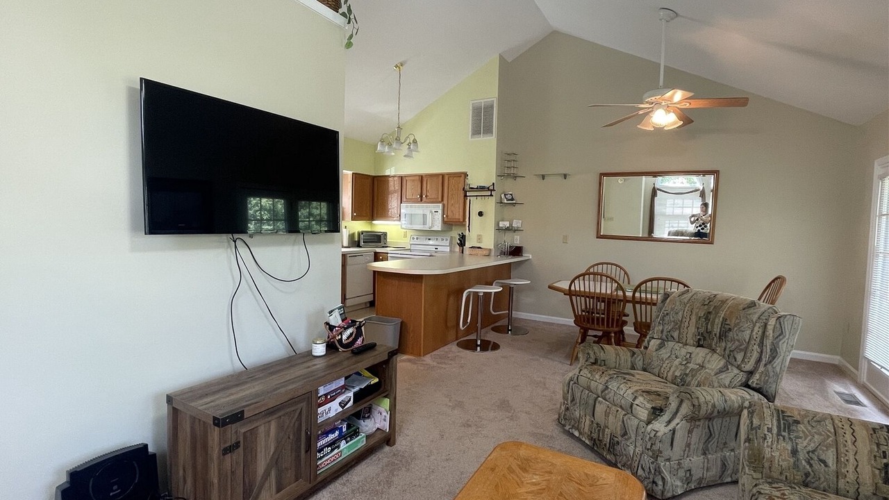 Photo of Livingroom in Mercersburg