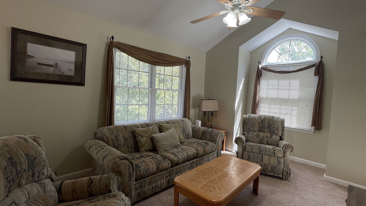 Photo of Livingroom in Mercersburg