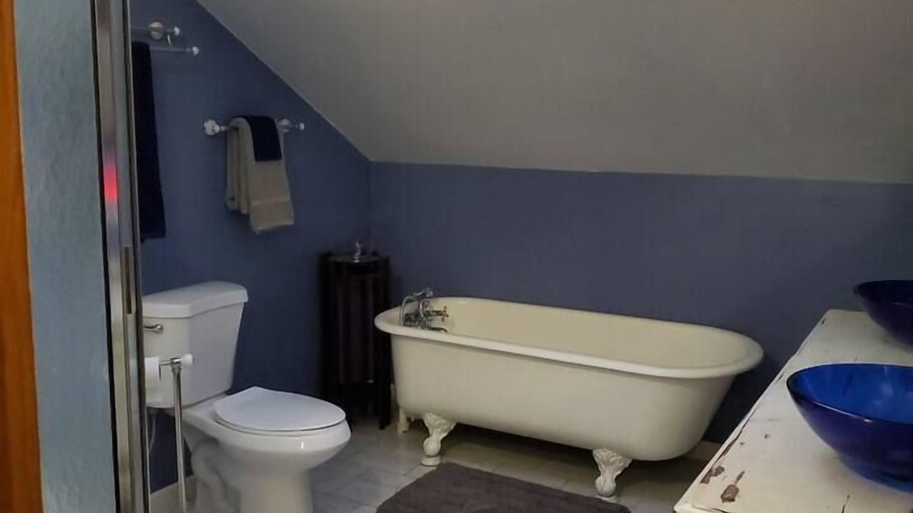 Photo of Bathroom in Brice Prairie