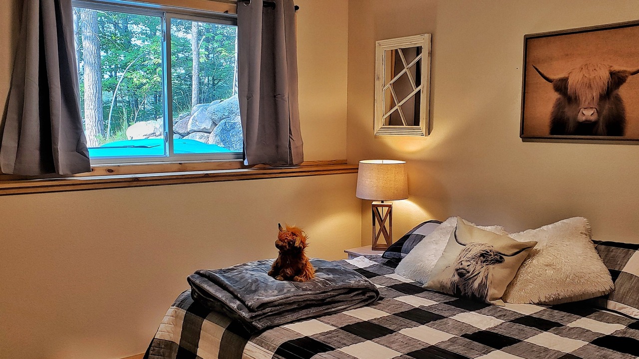Photo of Bedroom in Minocqua