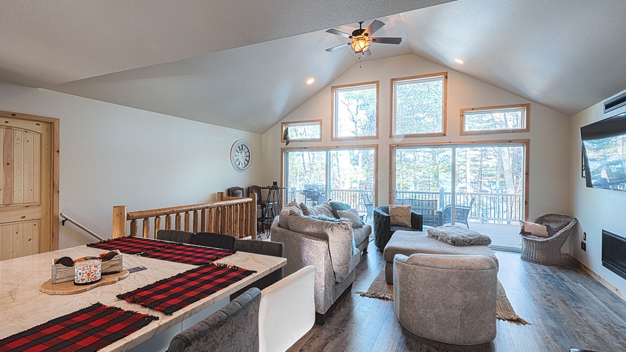 Photo of Livingroom in Minocqua